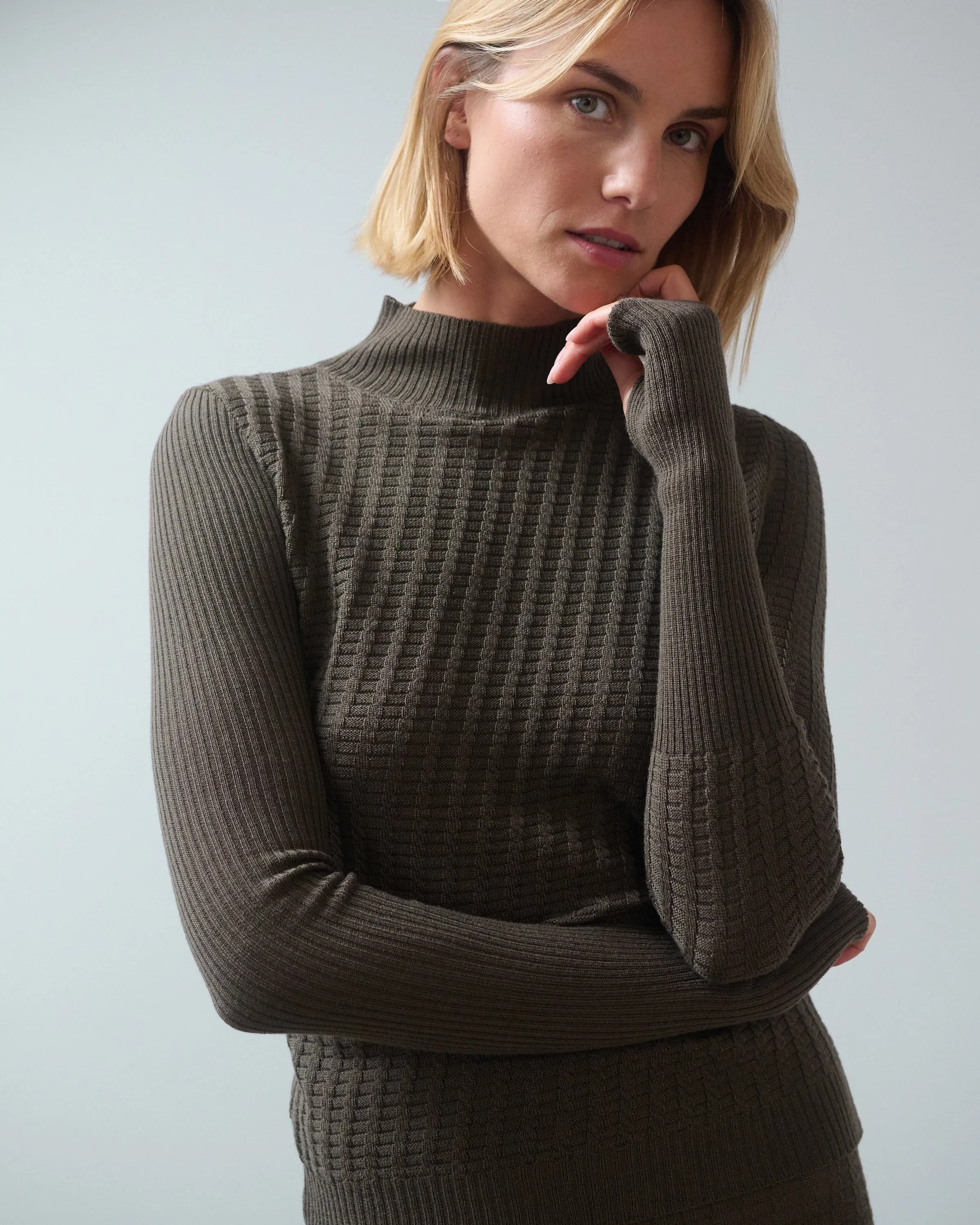 ?altys: Nettle Merino Wool Turtleneck,Women Sweaters