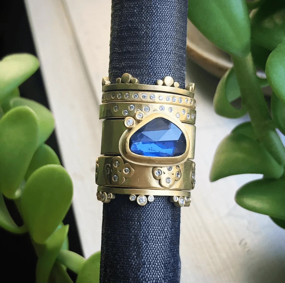 Hammered Band with Contoured Diamond Clusters,Men Rings