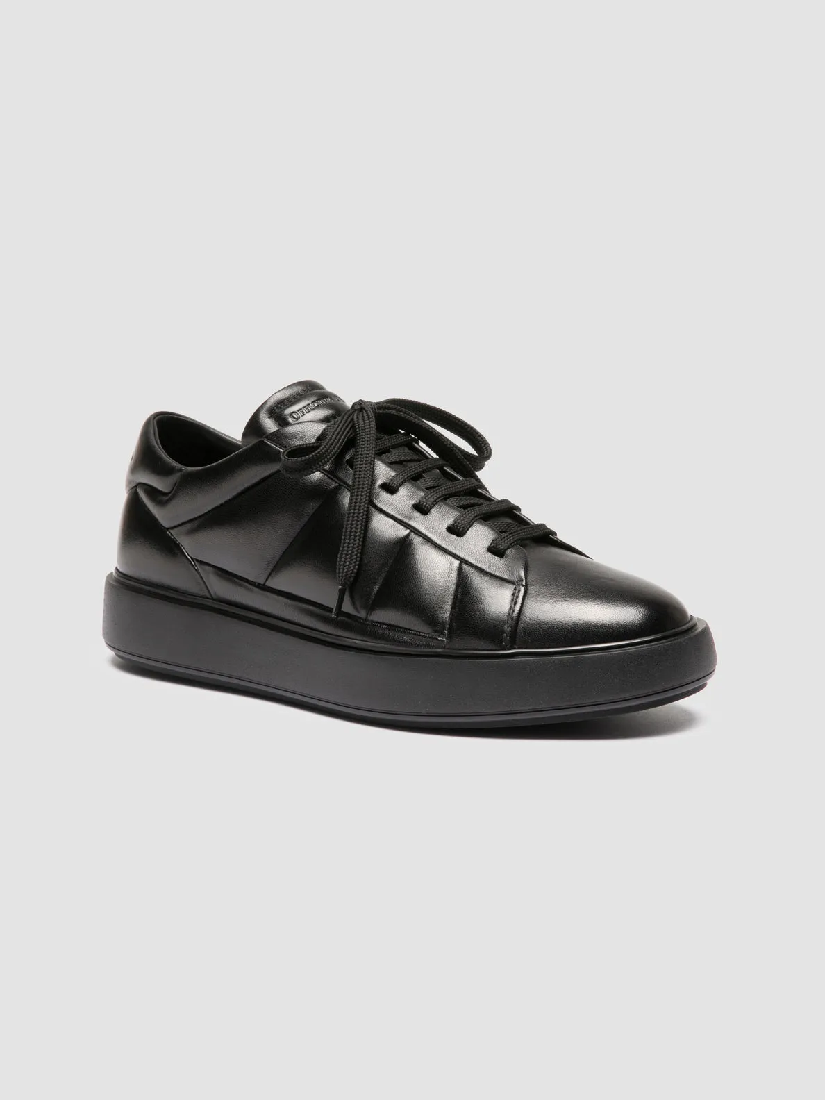 LEISURE 003 - Black Leather Sneakers,Men