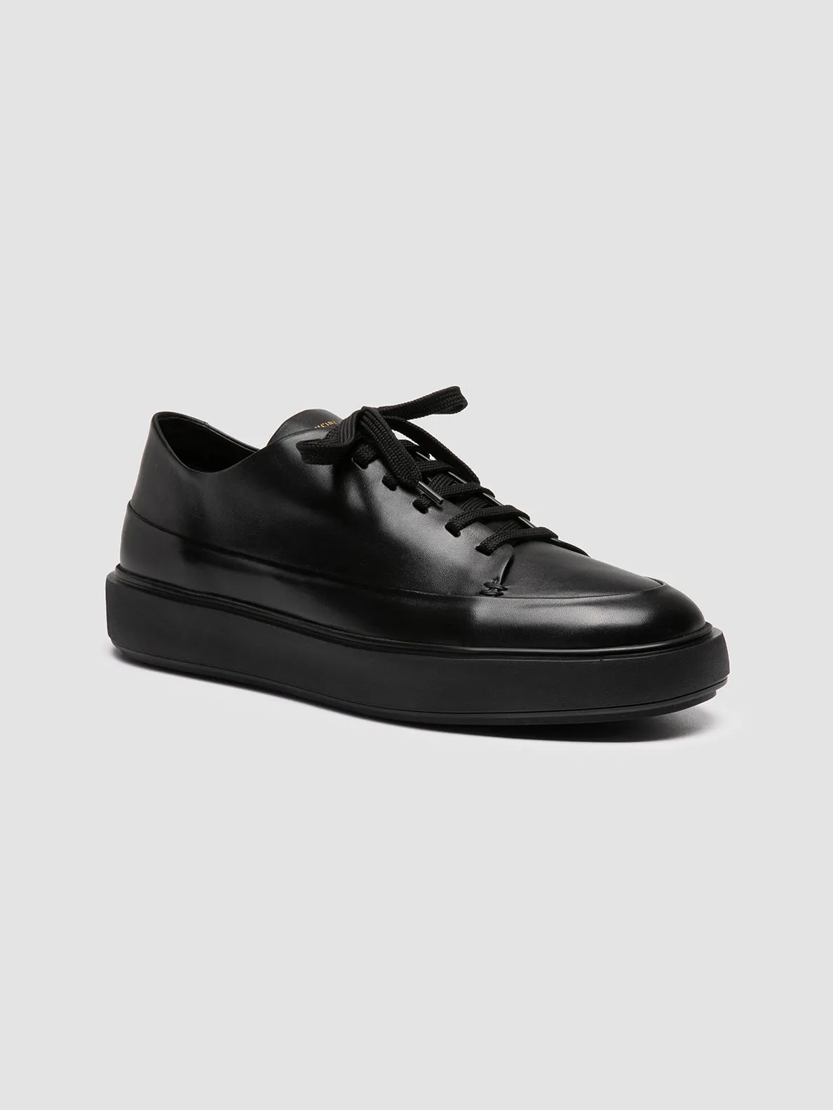 RELEASE 001 - Black Leather Sneakers,Men