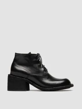 WILDS 002 - Black Leather Chukka Boots,Women