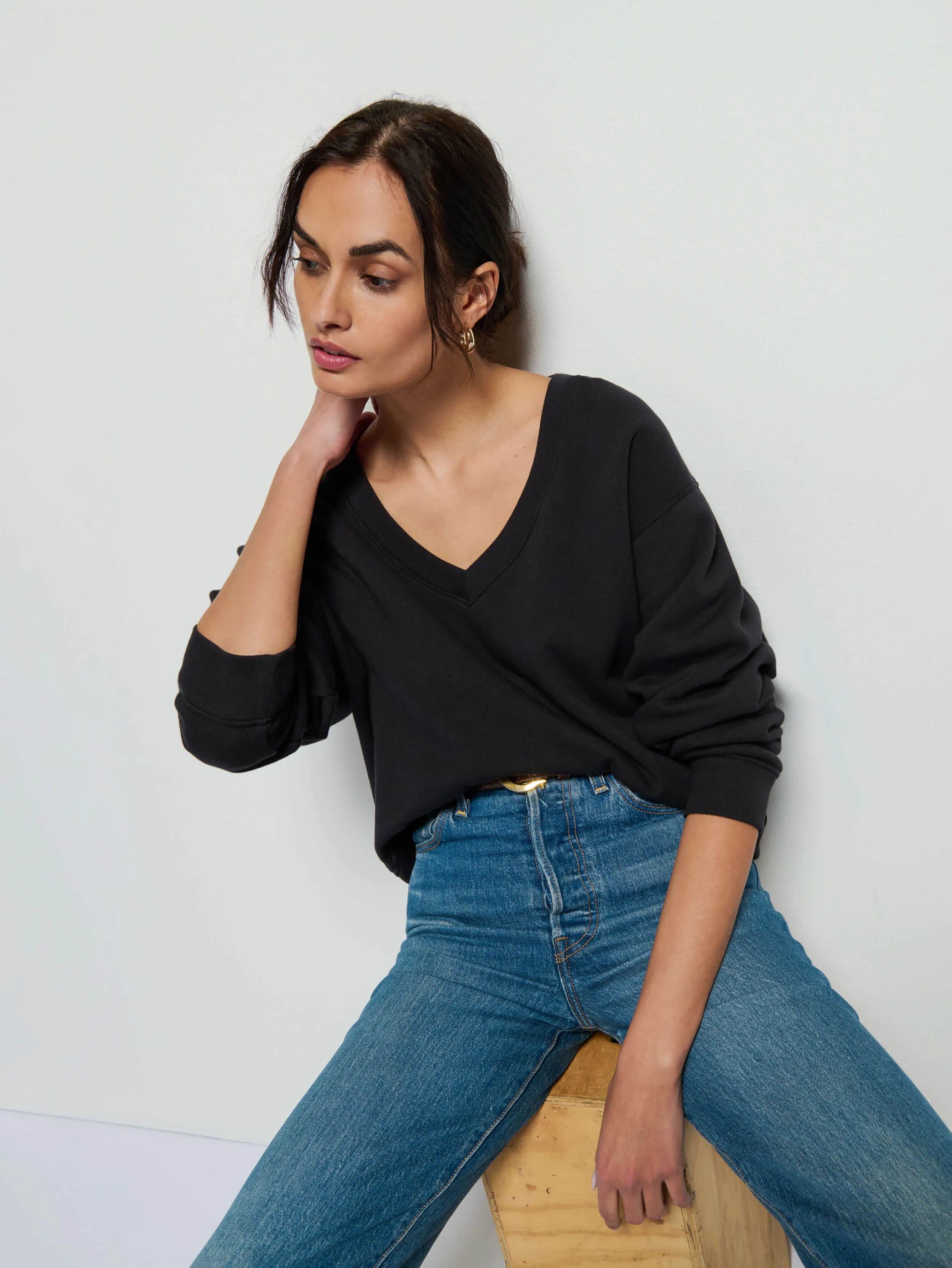 Wyatt Sweatshirt - Black,Women Sweaters
